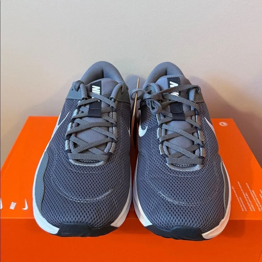 Nike Legend Essential 3 Smoke Grey DM1120-002 Men’s Size 9.5